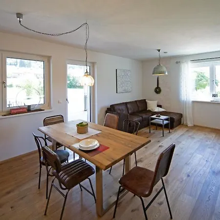 Waltraud Trinker, Haus * Haus im Ennstal